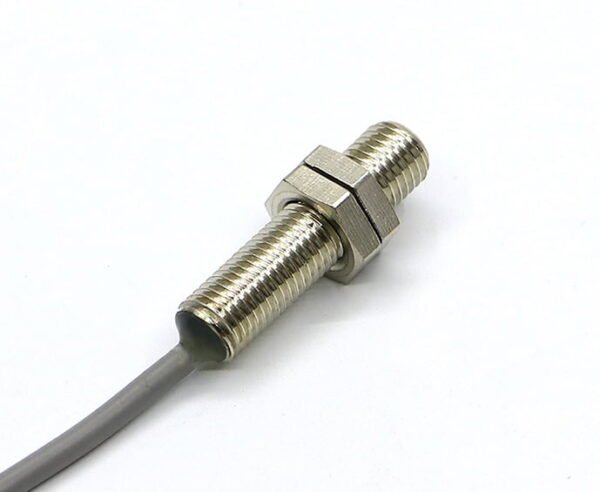 Proximity Sensor LM8 1.5 DN