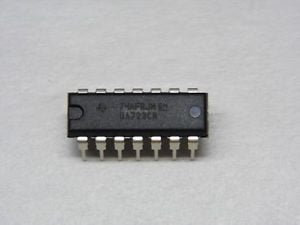 UA723